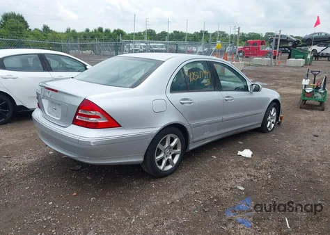2007 Mercedes-Benz C 280 Luxury z USA, uszkodzony, nr VIN WDBRF54H07A943477